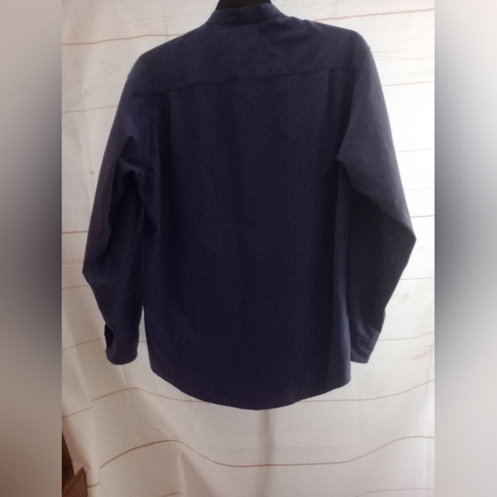 Men's Navy Blue Shirt - Picture 3 of 4
